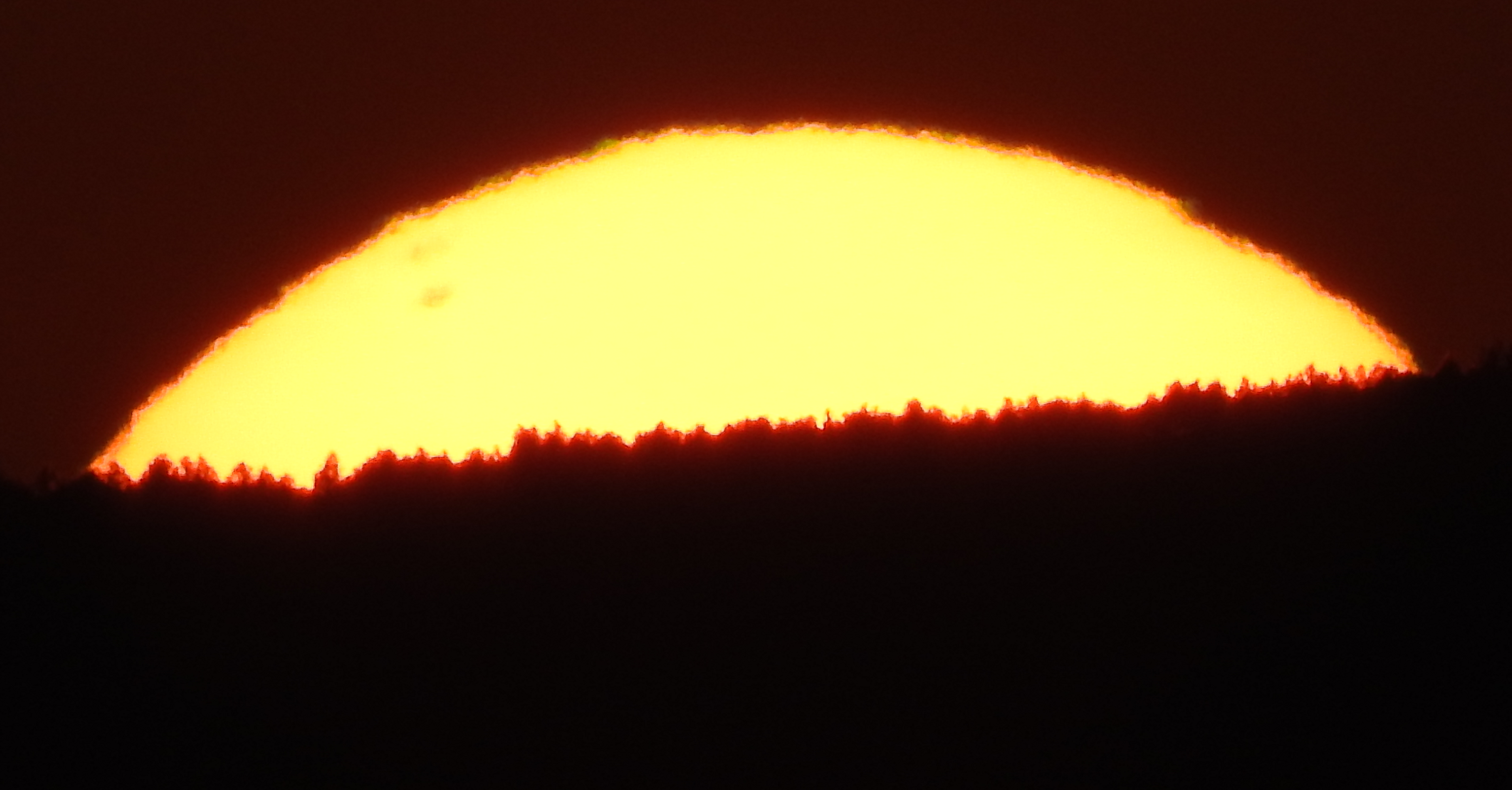 Posta de Sol el 12-07-23, amb la taca solar AR3372, Rafael Balaguer